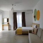 Iris Apartments Ksamil