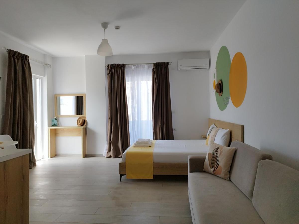 Iris Apartment